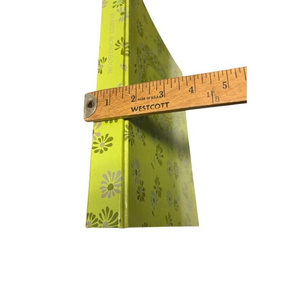 Readers Digest 1969 Family Songbook Hardcover Spiral Bound Green - 124 Favorites - Picture 15 of 16